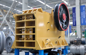 PE系列大型顎式破碎機