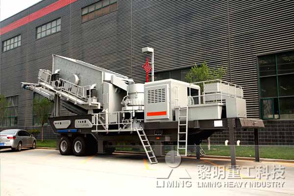 可移動(dòng)的處理建筑垃圾的破碎設(shè)備